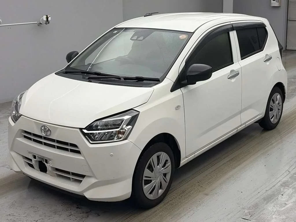 Toyota Pixis Epoch LA350A 2021